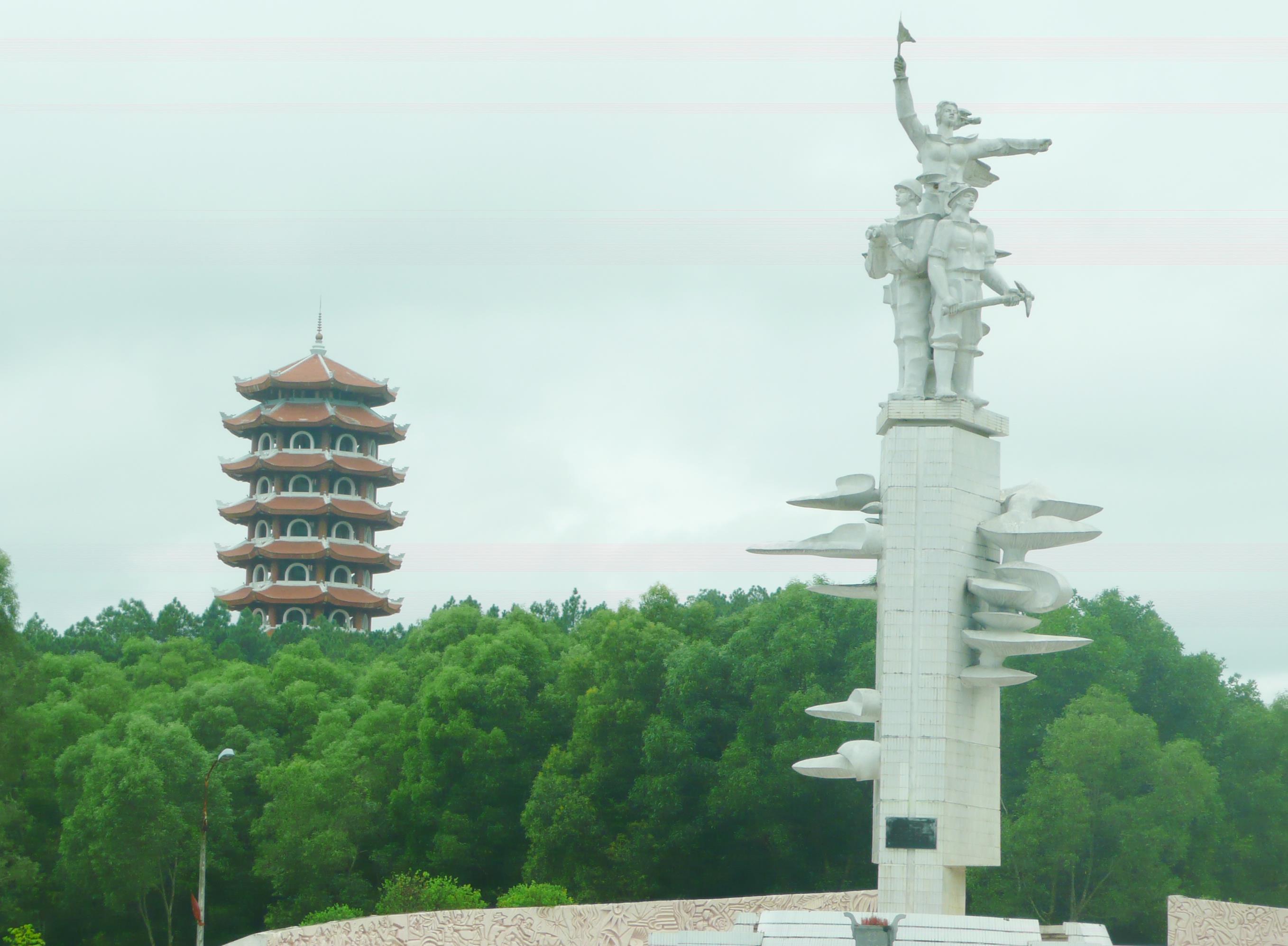 Về thăm nơi “Nghìn năm sau lịch sử sẽ còn ghi”