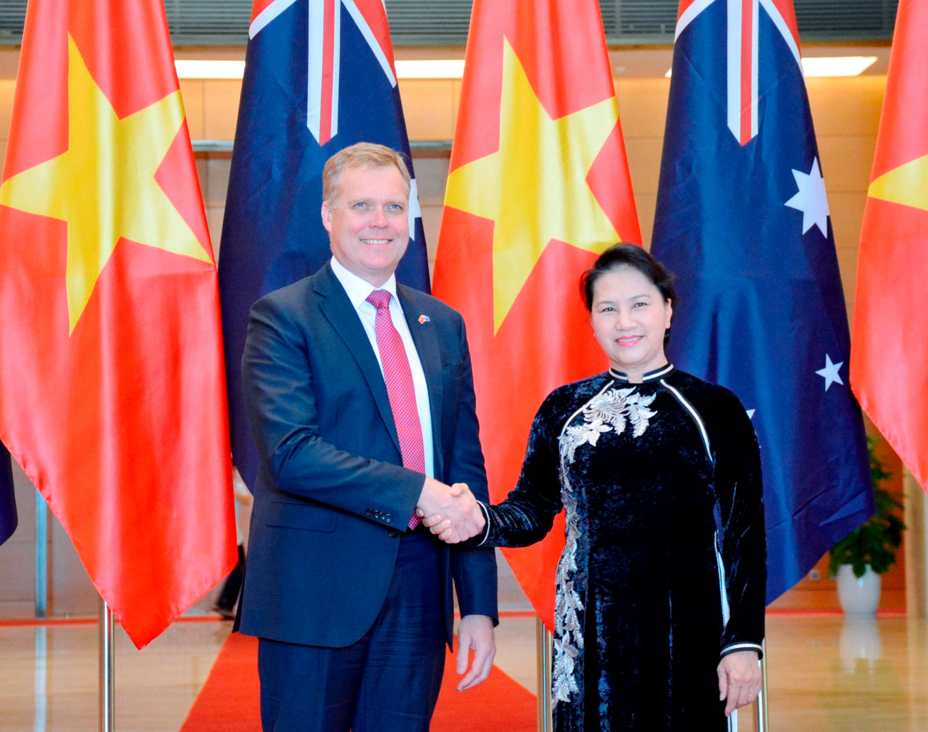 Chủ tịch Quốc hội Nguyễn Thị Kim Ngân đón, hội đàm với Chủ tịch Hạ viện Australia Tony Smith