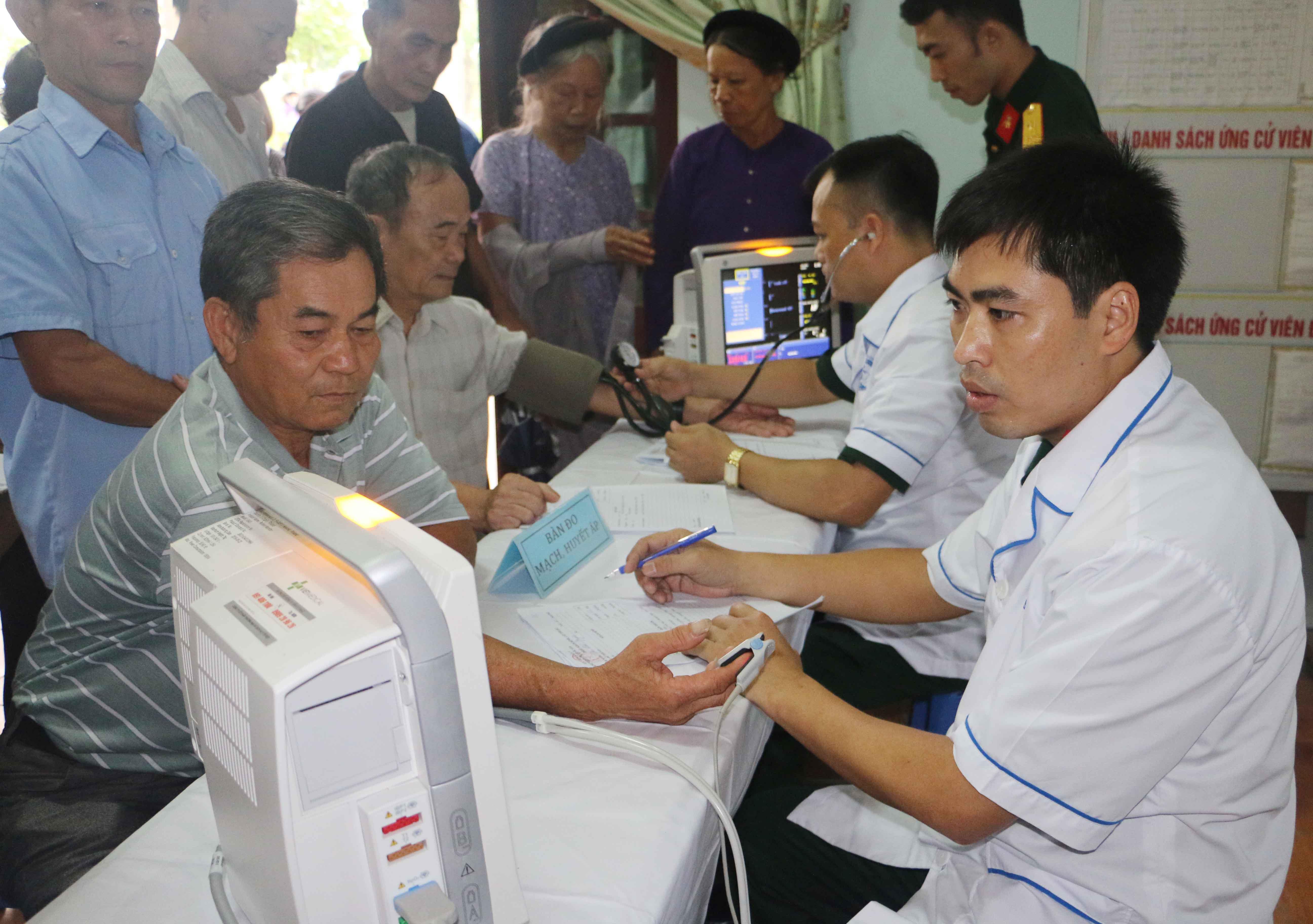 Chuyến hành quân nghĩa tình

