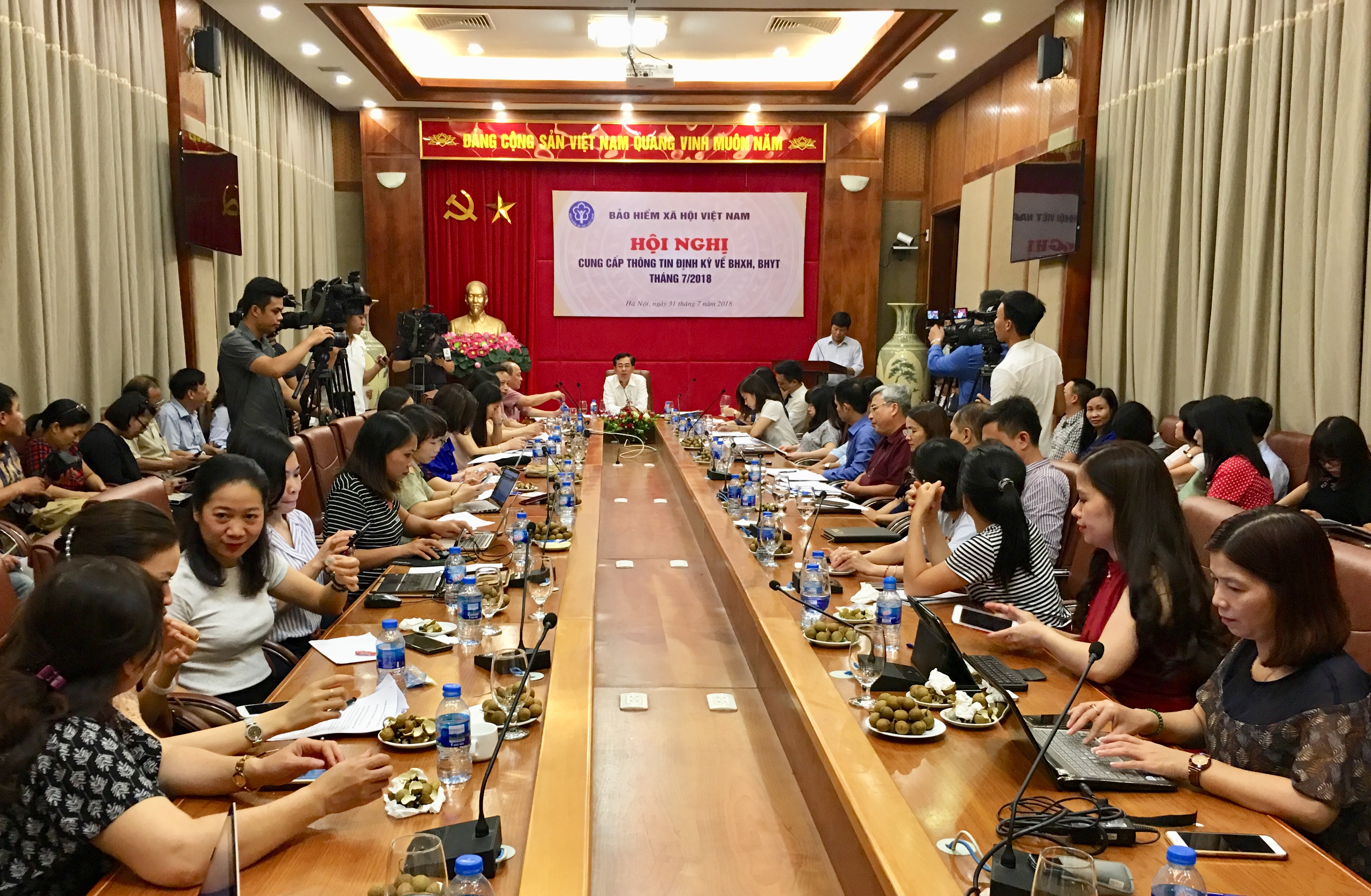 Phát hiện nhiều bất thường trong thanh toán chi phí khám chữa bệnh bảo hiểm y tế