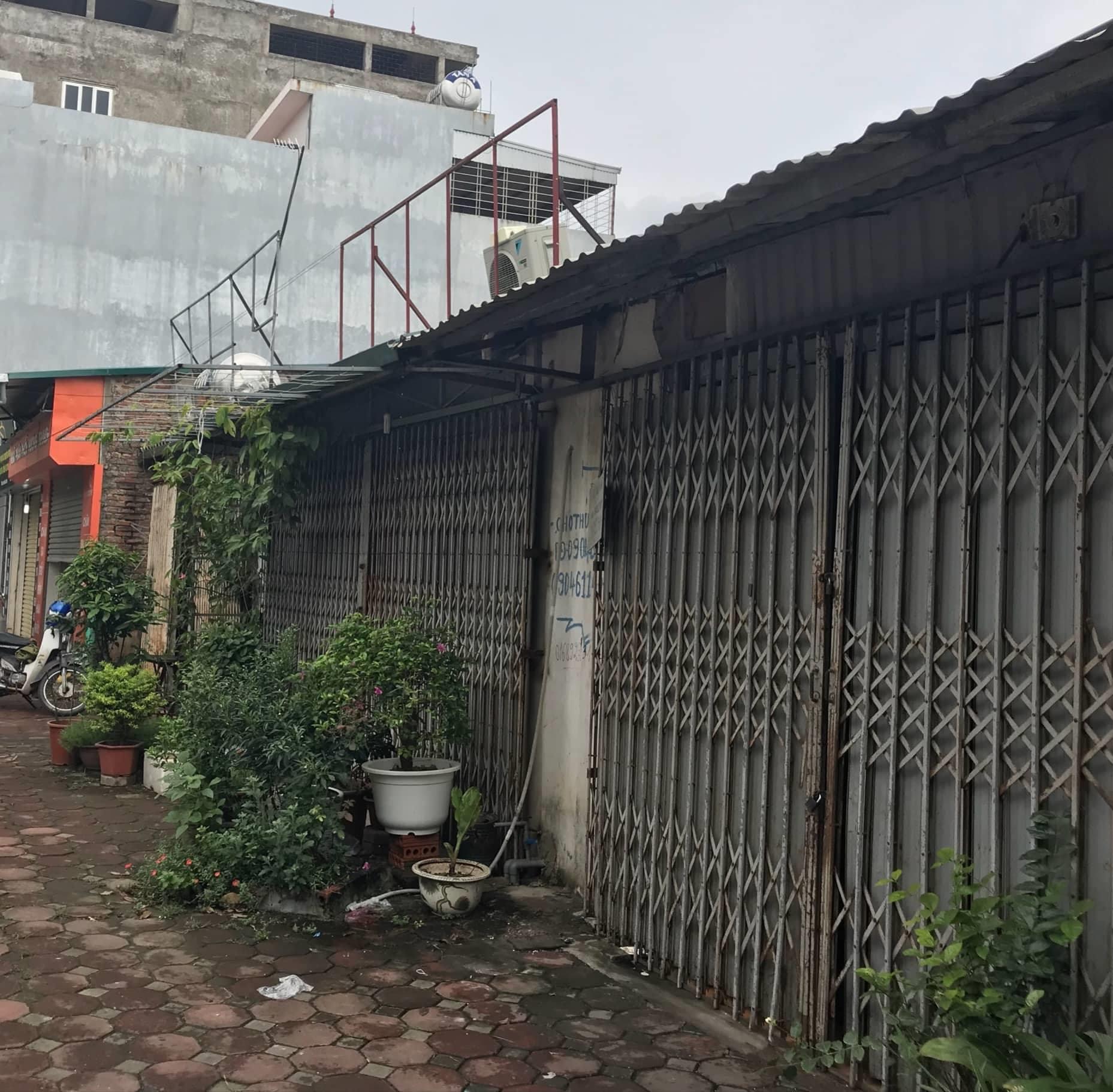 Gần 10 năm không được làm 