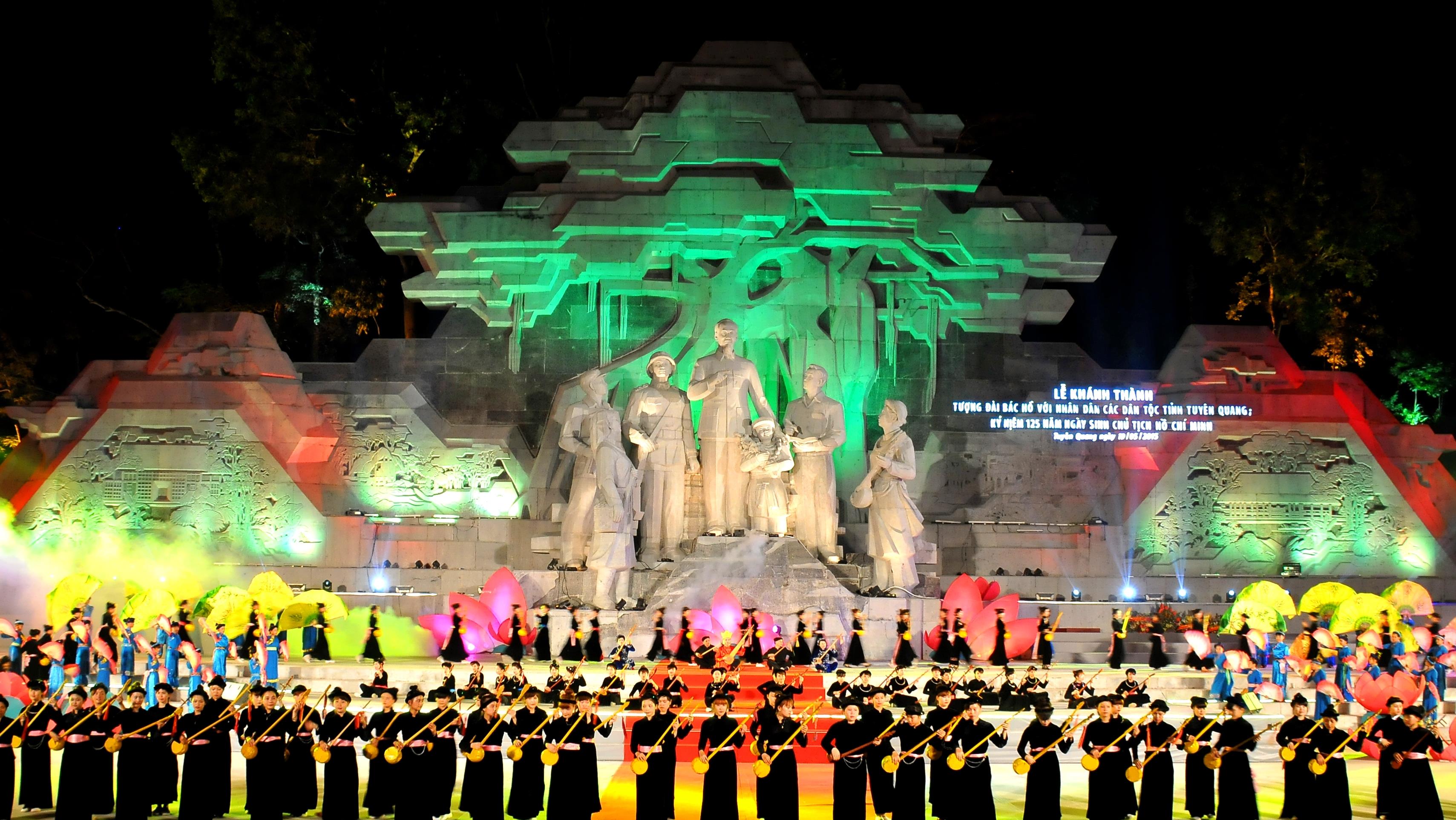 Cách mạng Tháng Tám và hành trình đổi thay