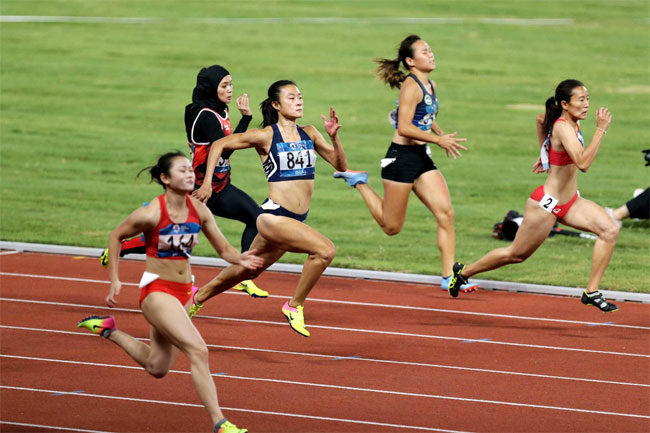 ASIAD 2018: Karate giành “bạc”, điền kinh ghi tên vào bán kết và chung kết 