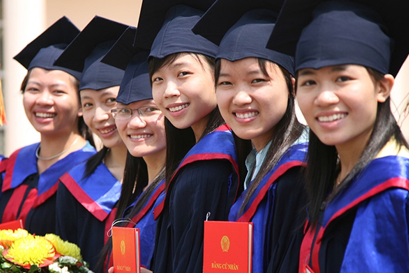 THU HÚT VÀ PHÁT TRIỂN NHÂN TÀI