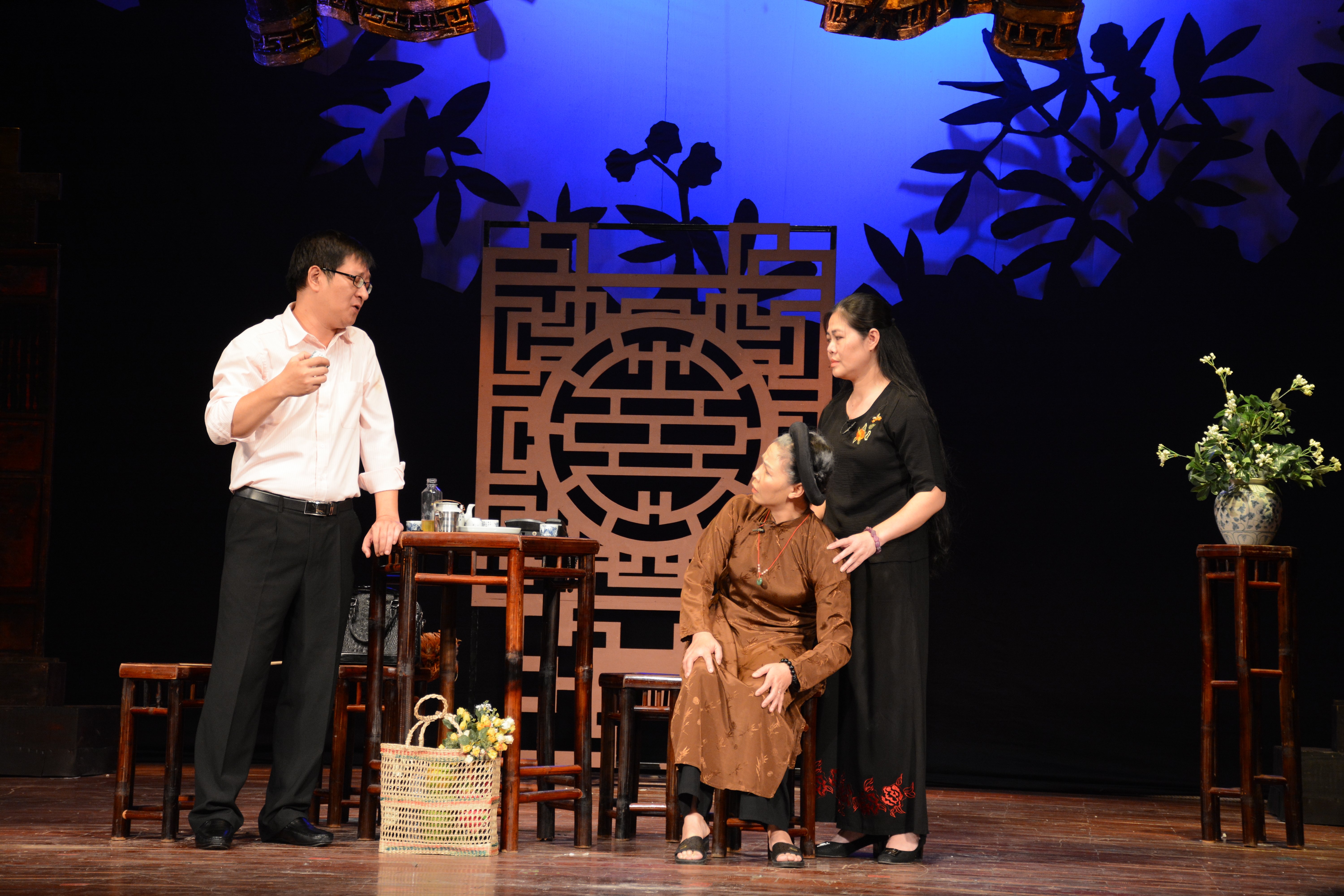 Nhà hát Kịch nói Quân đội công diễn vở 