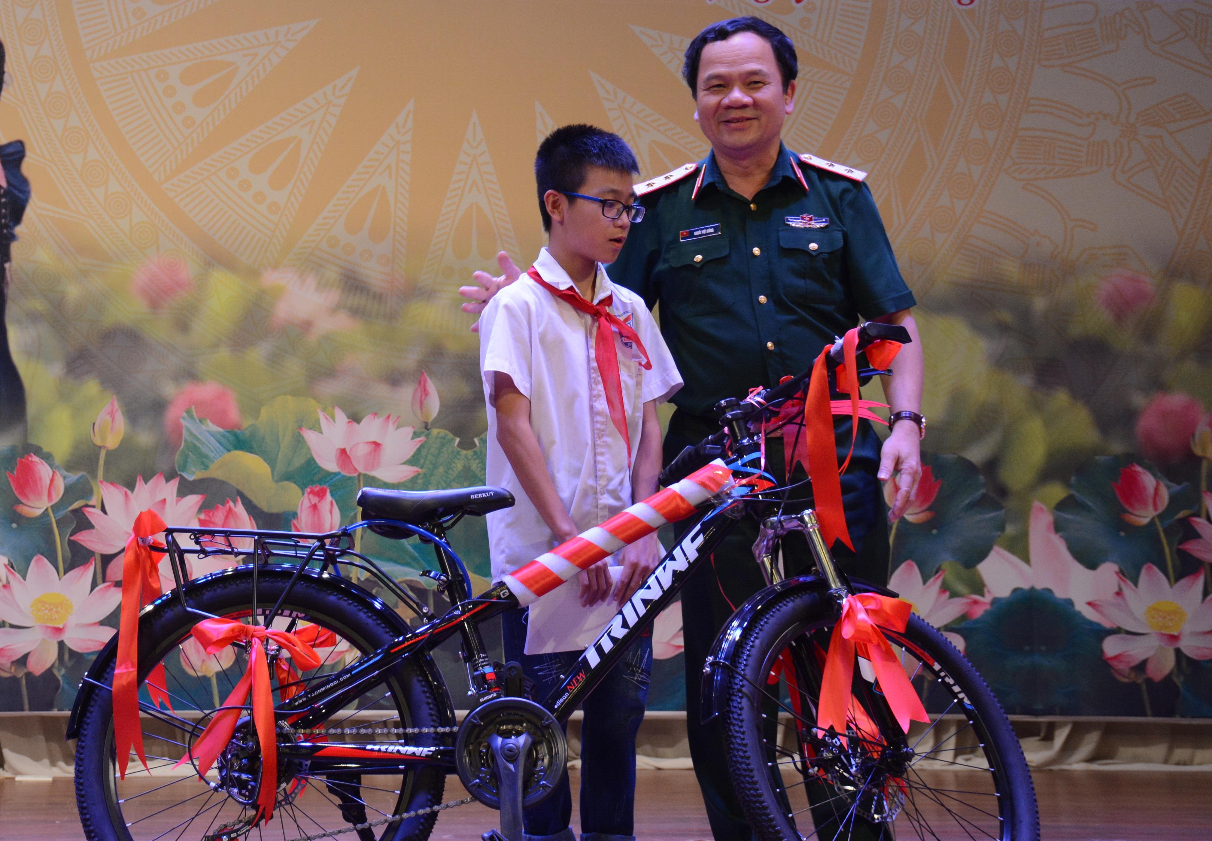 Yêu thương trong mỗi tấm lòng