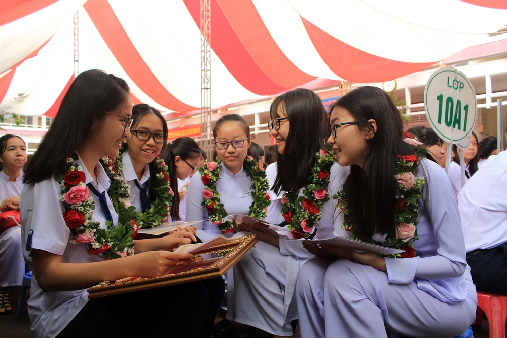 Phần thưởng đầu năm.