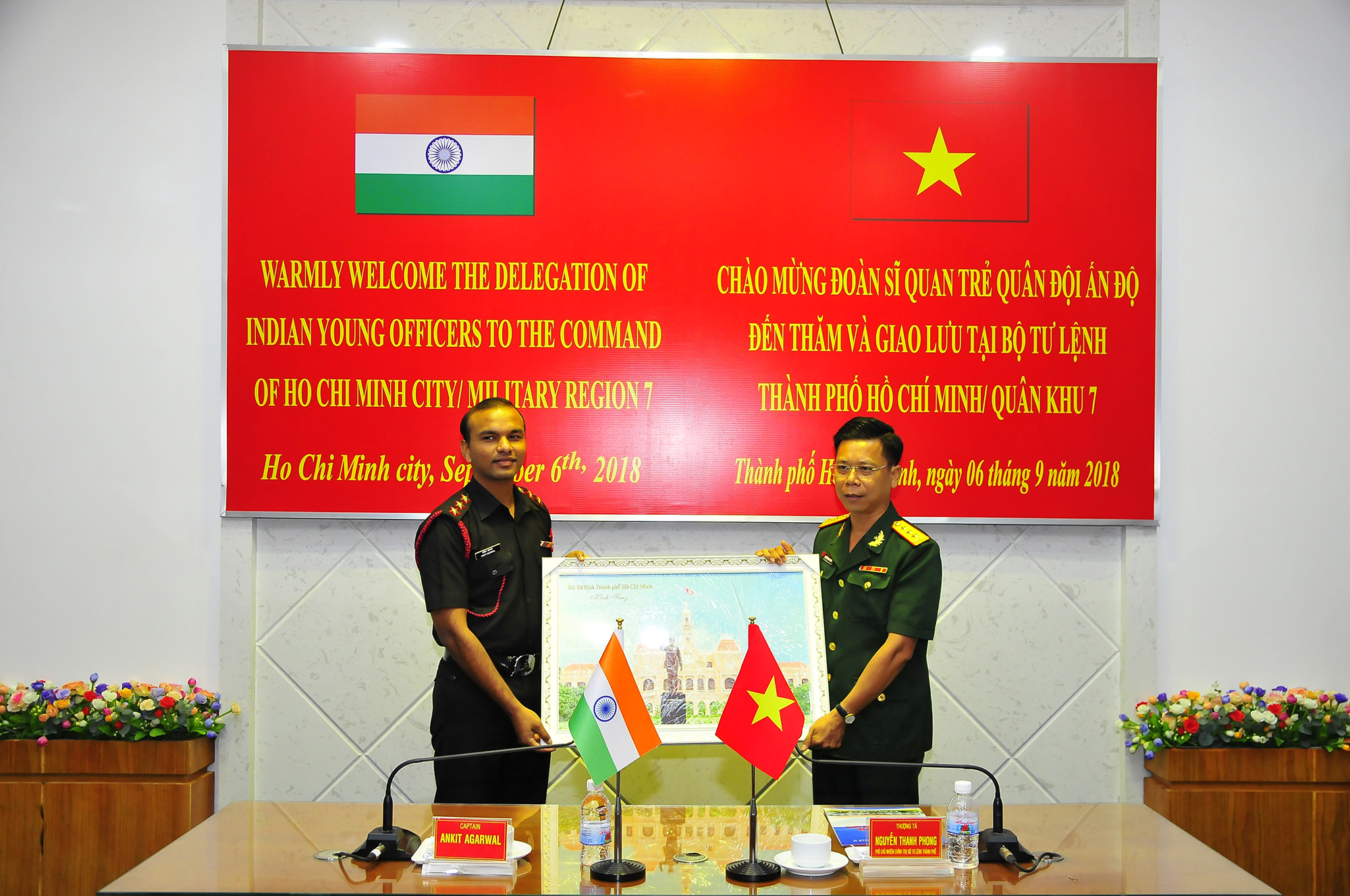 Đoàn sĩ quan trẻ Quân đội Ấn Độ thăm Bộ tư lệnh TP Hồ Chí Minh

