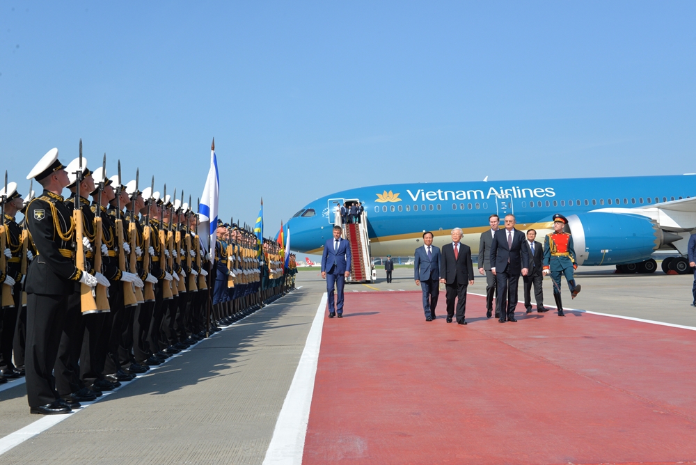 Lễ đón chính thức Tổng Bí thư Nguyễn Phú Trọng được tổ chức trang trọng tại sân bay Vnukovo 2, thủ đô Moskva.