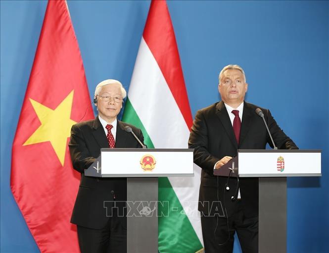 Việt Nam và Hungary nâng khuôn khổ quan hệ lên “Đối tác toàn diện”