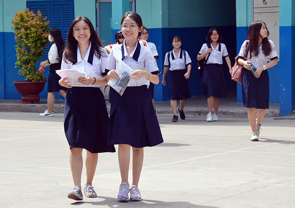 Học sinh bậc trung học cơ sở tại TP Hồ Chí Minh sẽ được miễn học phí