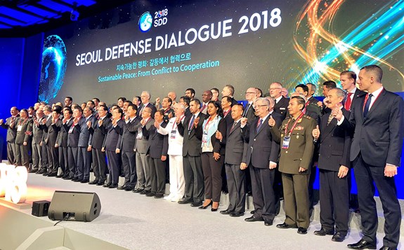 Hợp tác vì hòa bình bền vững ở khu vực

