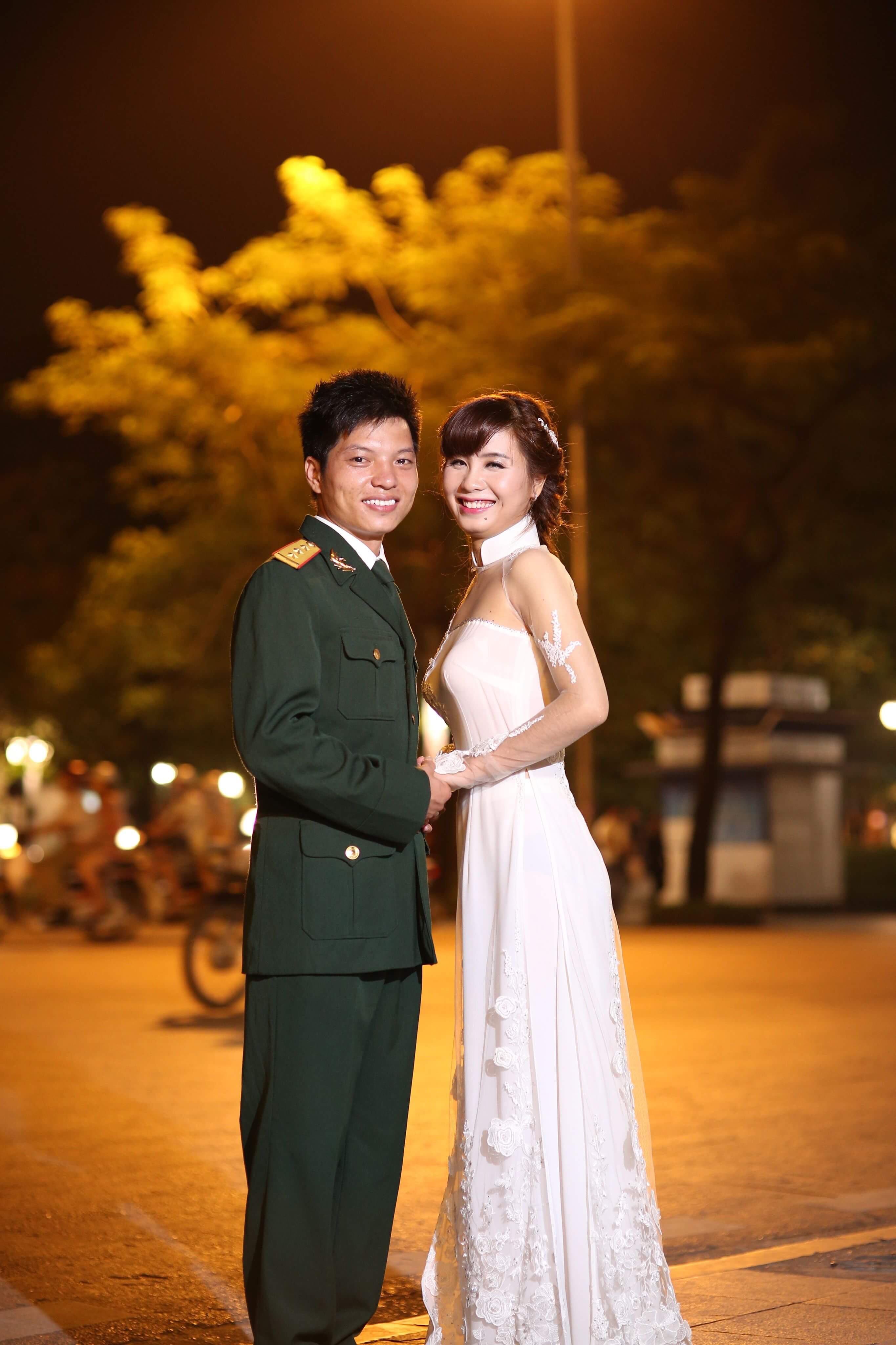 Chuyến xe buýt trong mưa

