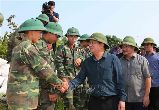 Quảng Ninh không được chủ quan trước cơn bão số 6 (Mangkhut)