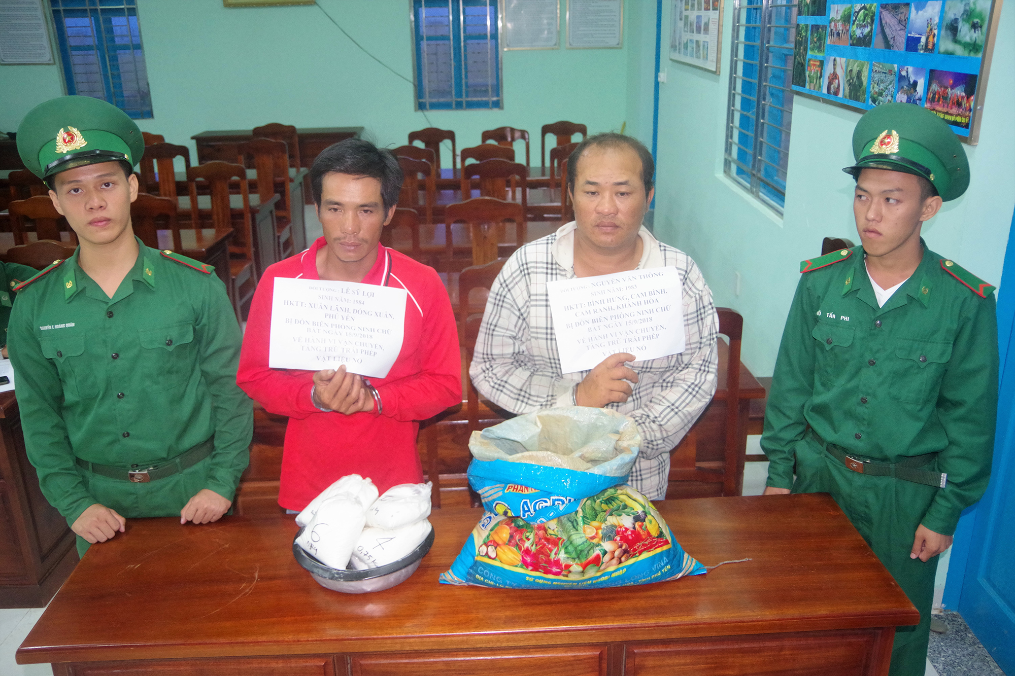 Bắt đối tượng vận chuyển 16kg thuốc nổ