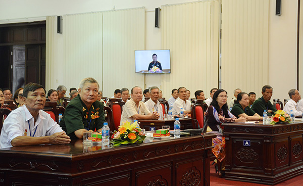 Bộ Quốc phòng gặp mặt đoàn đại biểu người có công tỉnh Kiên Giang