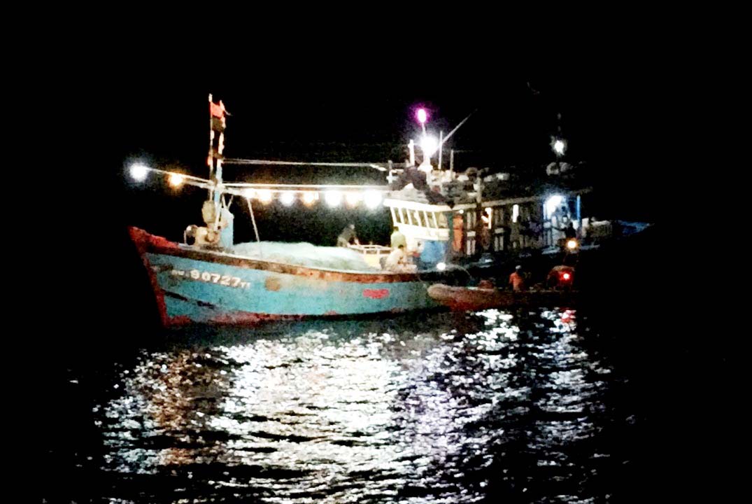 Cứu sống thuyền viên bị bệnh nguy kịch trên biển