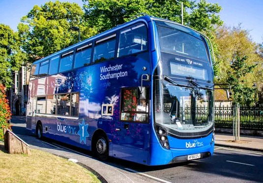 Anh thử nghiệm xe buýt lọc không khí

