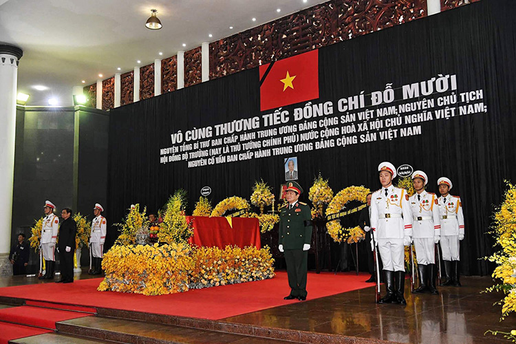 Những lời ngợi ca tốt đẹp nhất tưởng nhớ Nhà lãnh đạo tiền bối