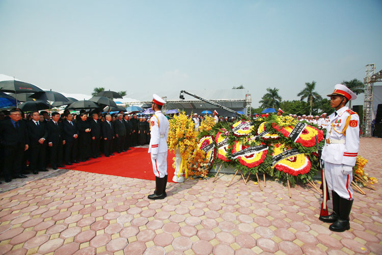 Tổ chức trọng thể Lễ an táng nguyên Tổng Bí thư Đỗ Mười
