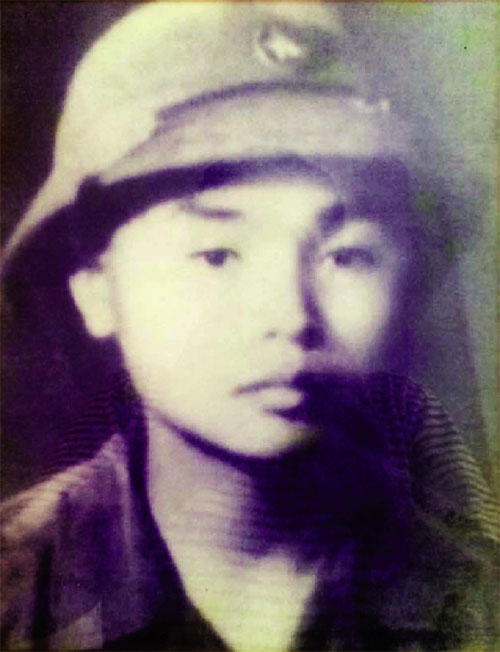 Tìm người thân và đồng đội