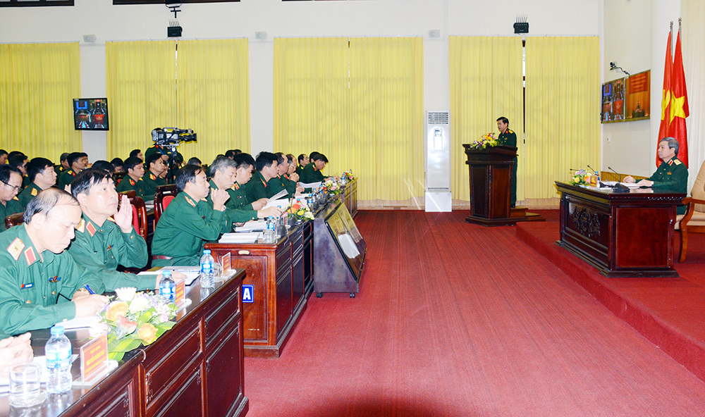 Triển khai thực hiện hướng dẫn kiểm điểm, đánh giá xếp loại chất lượng tổ chức đảng, đảng viên trong quân đội
