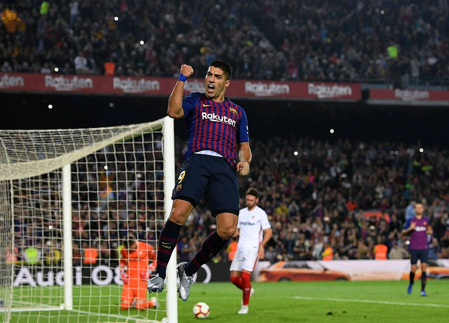 Vòng 9 La Liga: Thắng Sevilla, Barca giành lại ngôi đầu