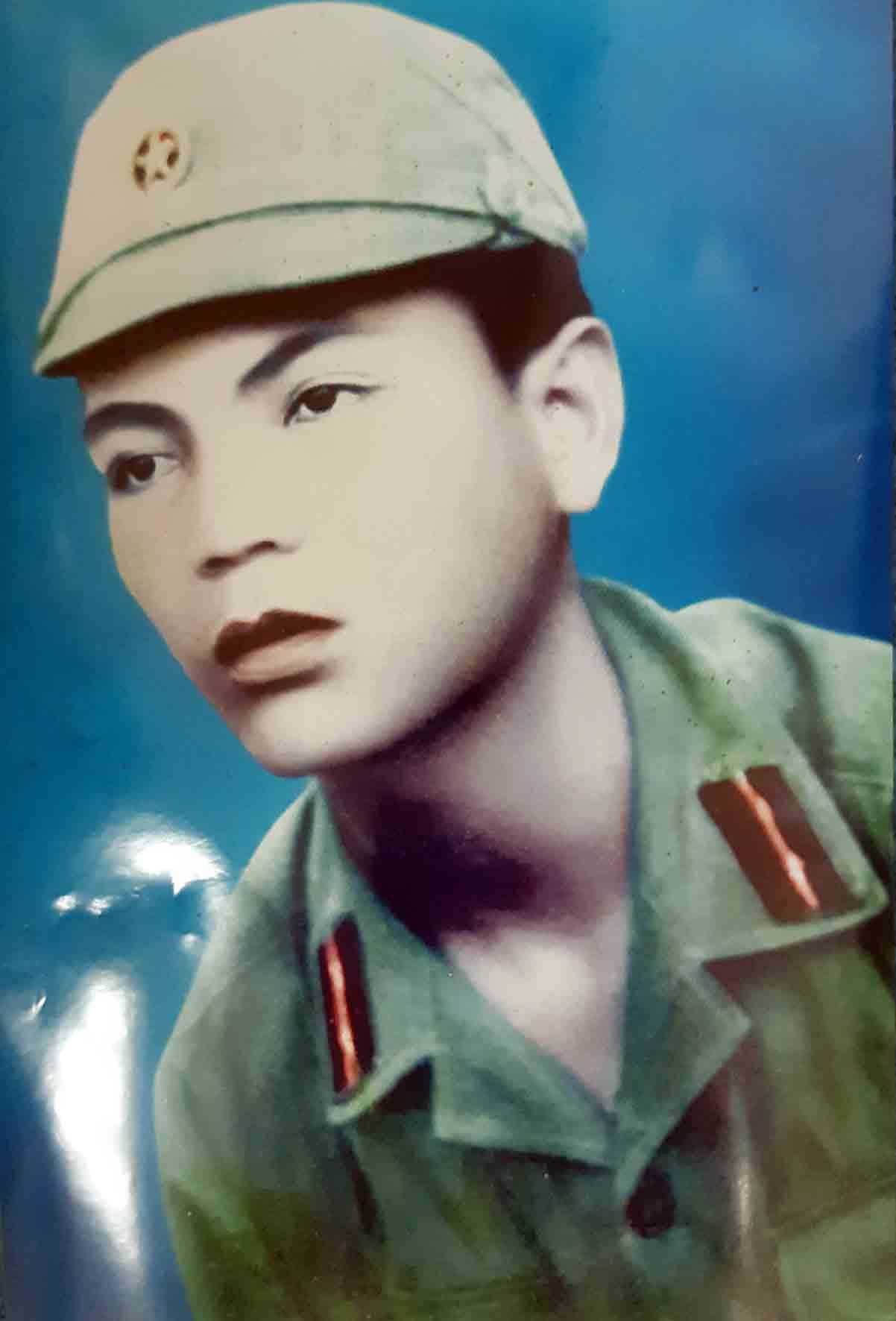 Đồng chí Nguyễn Đức Sào khi hy sinh an táng tại Cứ d26 (Phước Long)

