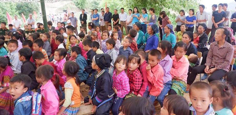 Viết tiếp ước mơ cho con trẻ vùng cao