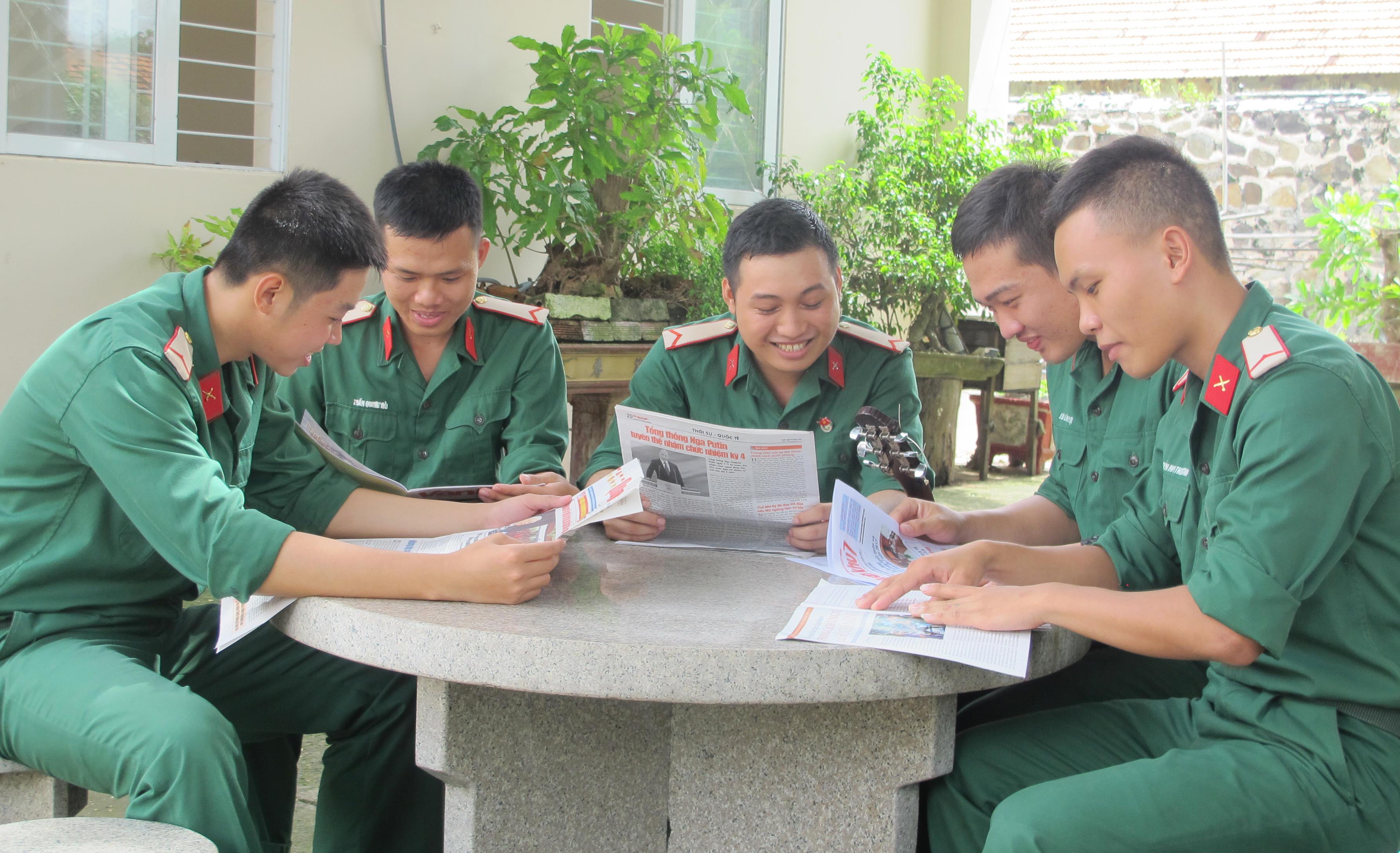 Nét đẹp người chiến sĩ trên “hòn đảo thiêng”