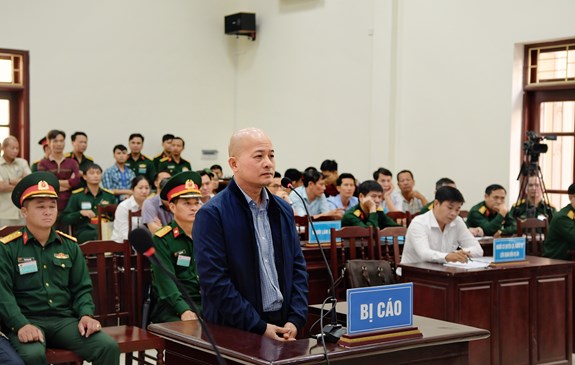 Xét xử phúc thẩm vụ án Đinh Ngọc Hệ