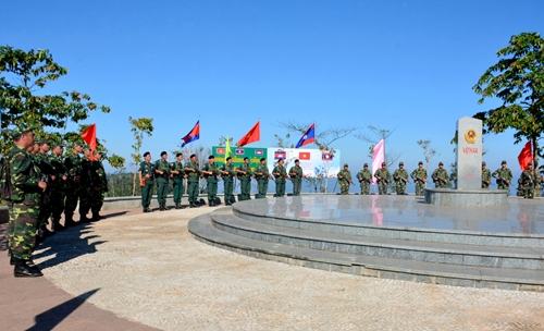 Lực lượng bảo vệ biên giới Việt Nam-Lào-Campuchia tuần tra chung