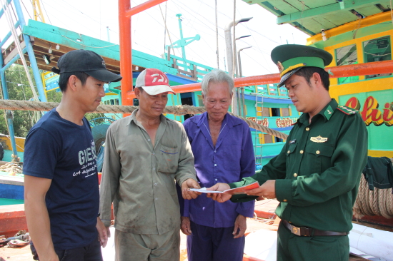 NÂNG CAO NHẬN THỨC PHÁP LUẬT CHO NHÂN DÂN

