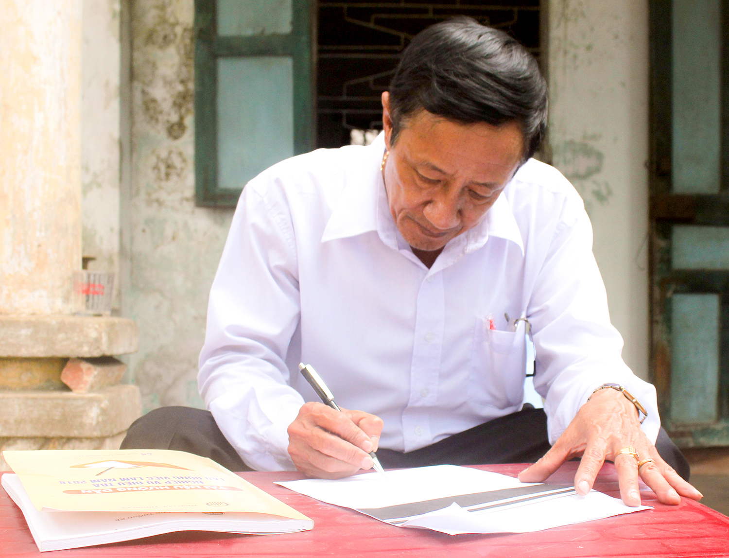 Giọt máu hồng tặng cuộc đời