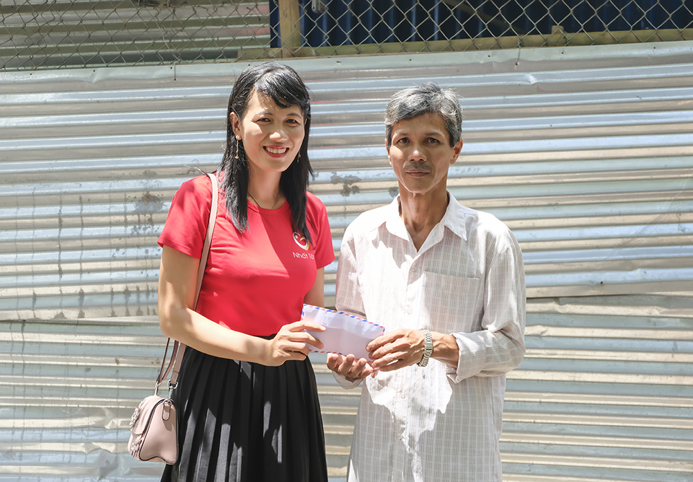 Cô giáo Tâm vượt lên số phận và có “tấm lòng vàng”

