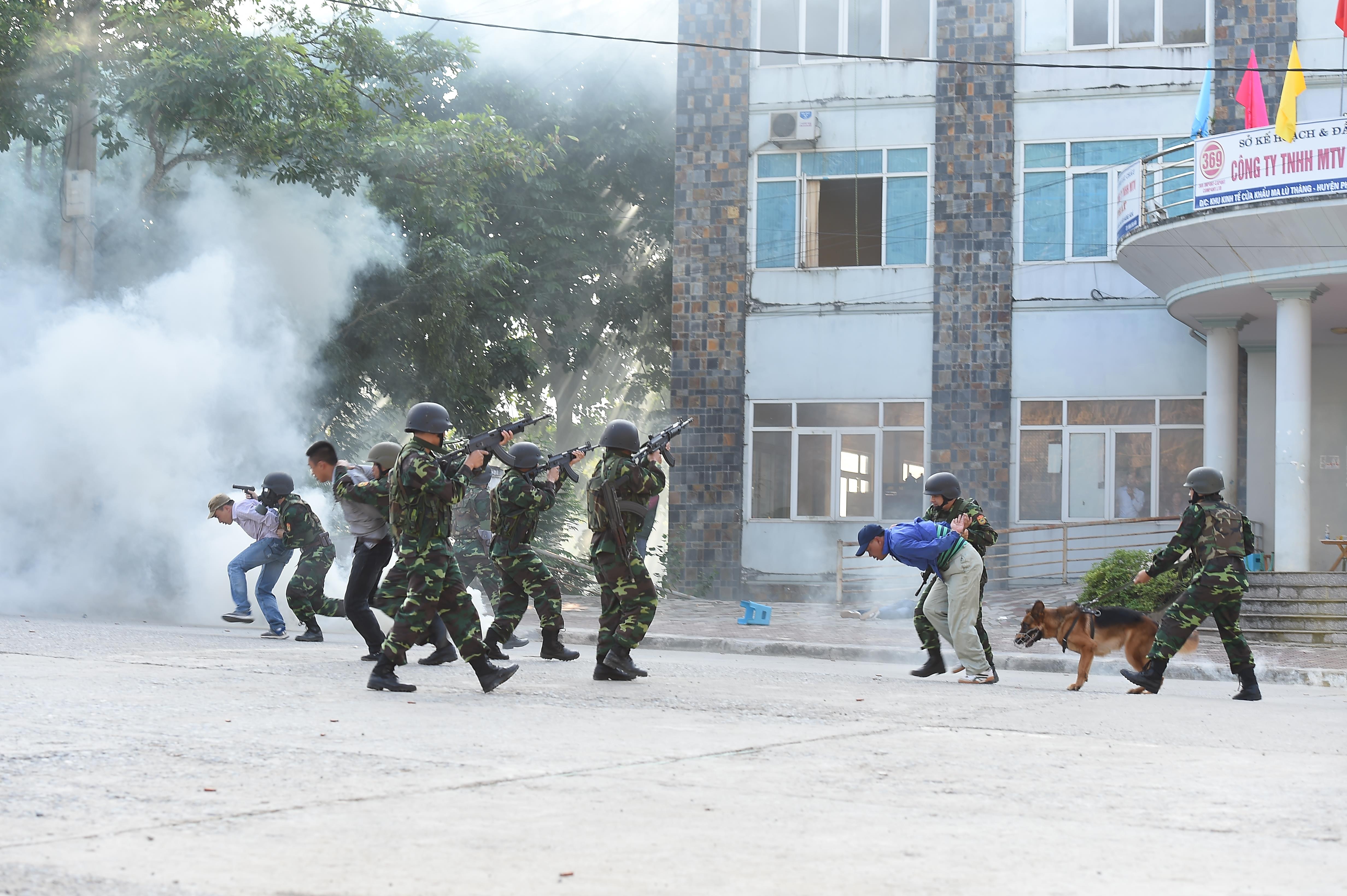 Giao lưu hữu nghị quốc phòng biên giới Việt - Trung góp phần thúc đẩy quan hệ hai nước

