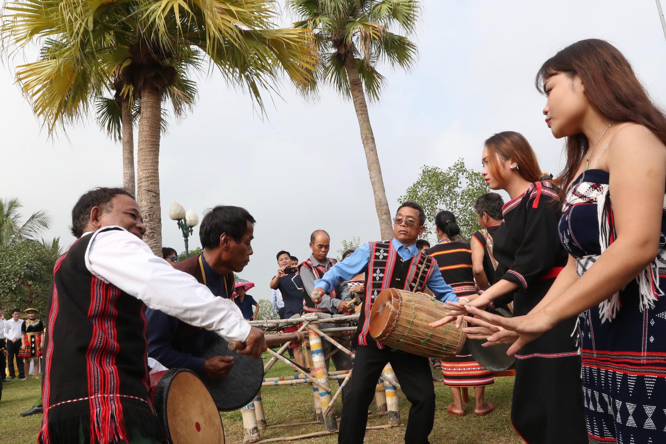 Khai mạc Tuần “Đại đoàn kết các dân tộc - Di sản văn hóa Việt Nam”
