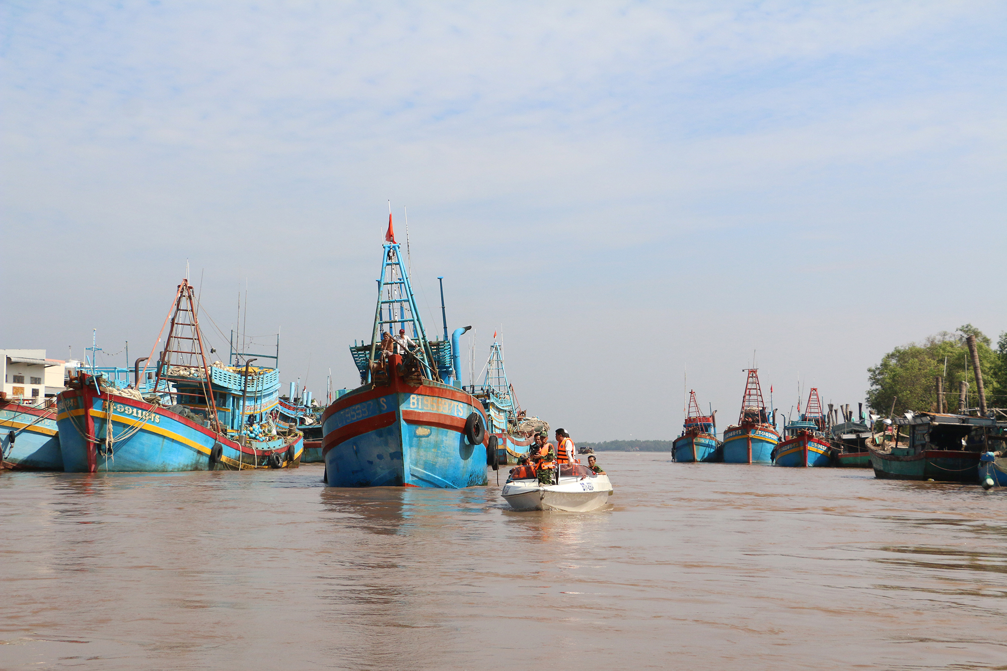 Các địa phương phía Nam tập trung ứng phó với bão số 9 và mưa lũ