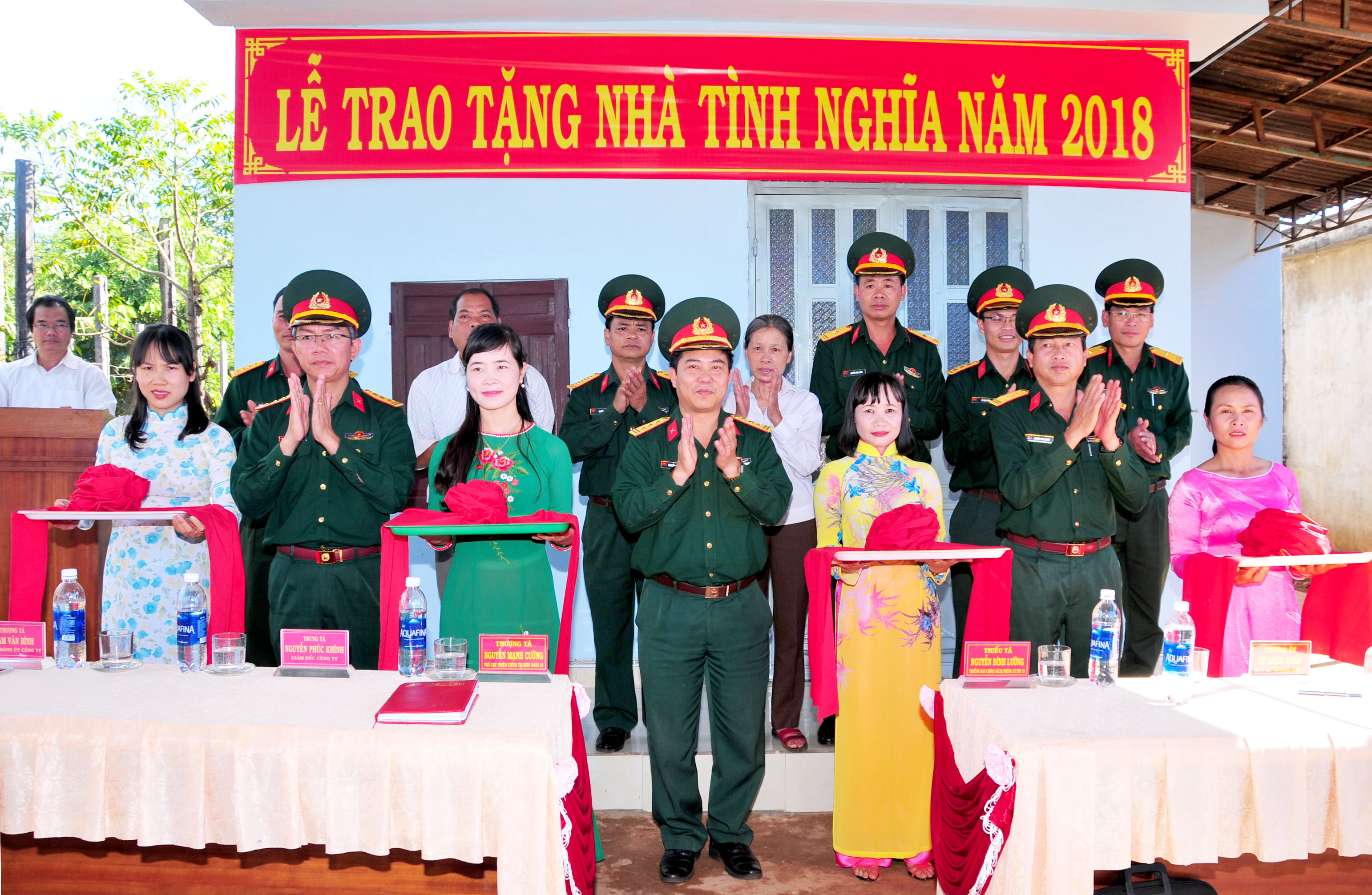 Binh đoàn 15 tặng nhà cho công nhân có hoàn cảnh khó khăn