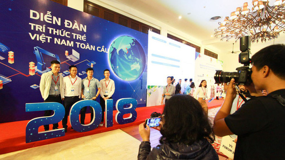 VẬN HỘI MỚI CỦA TRÍ THỨC TRẺ

