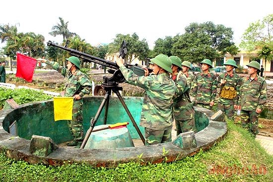 Nâng cao chất lượng nguồn nhân lực trong khu vực phòng thủ

