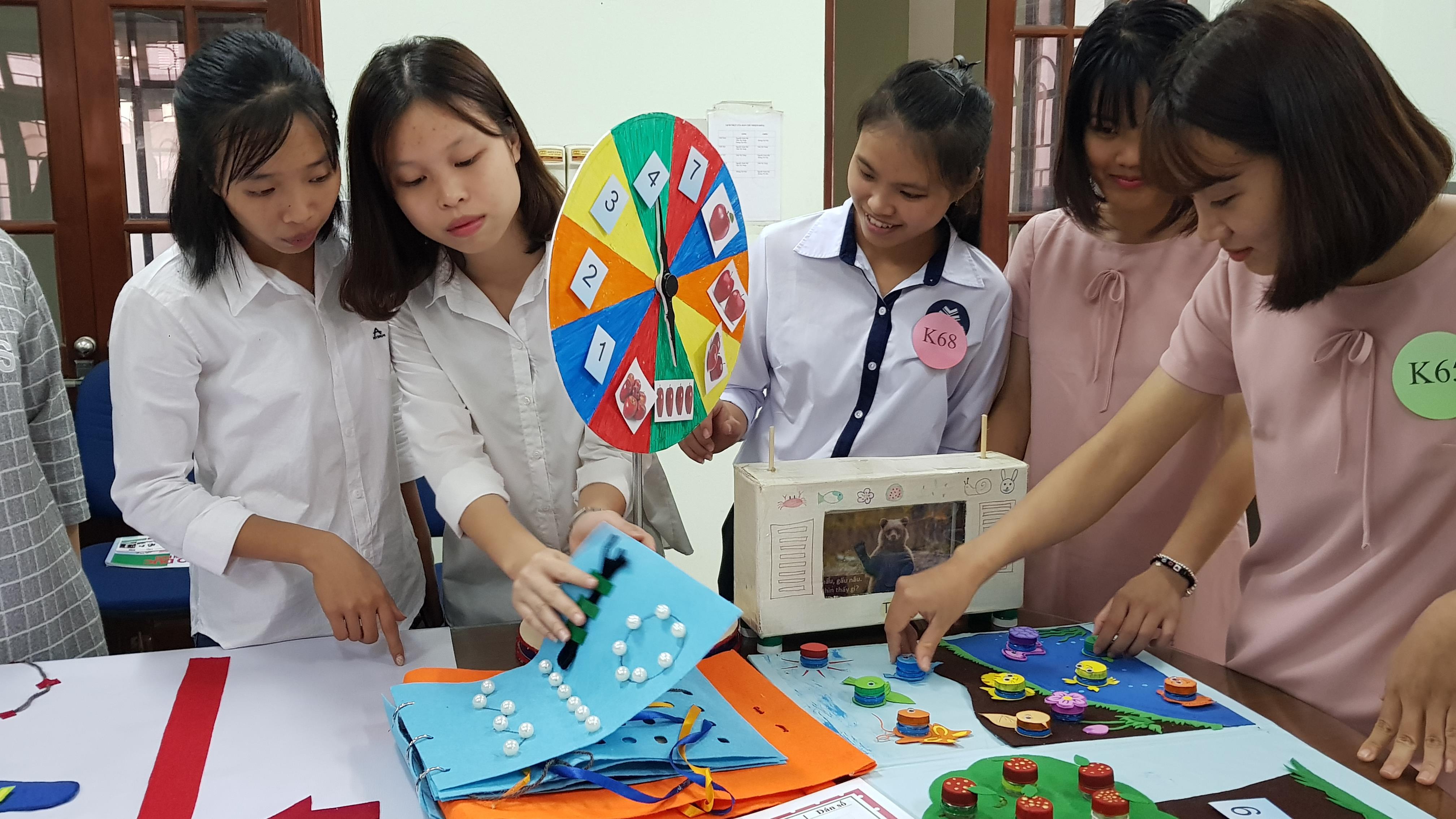 Nỗi lo thiếu giáo viên dạy trẻ khuyết tật