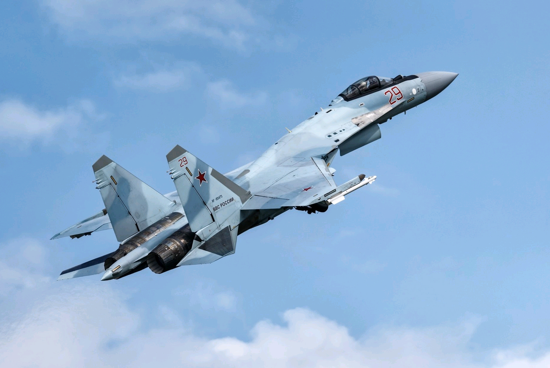 Nga tiếp nhận đợt tiêm kích Su-35S cuối cùng trong năm