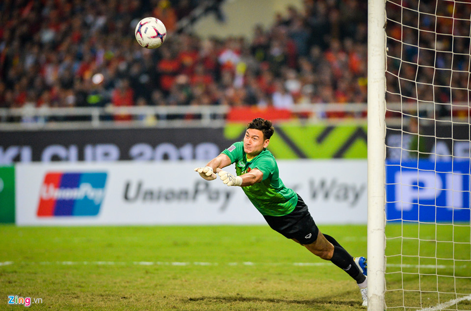 AFF Suzuki Cup 2018: Thủ môn Văn Lâm được báo chí Malaysia nhắc đến nhiều nhất