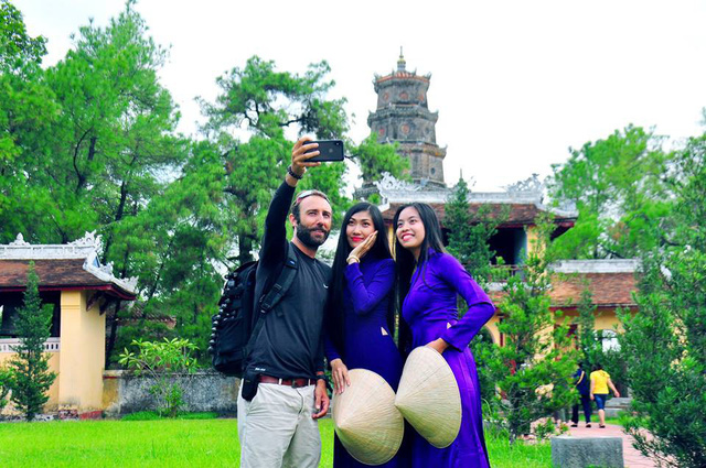 Trao giải Cuộc thi 