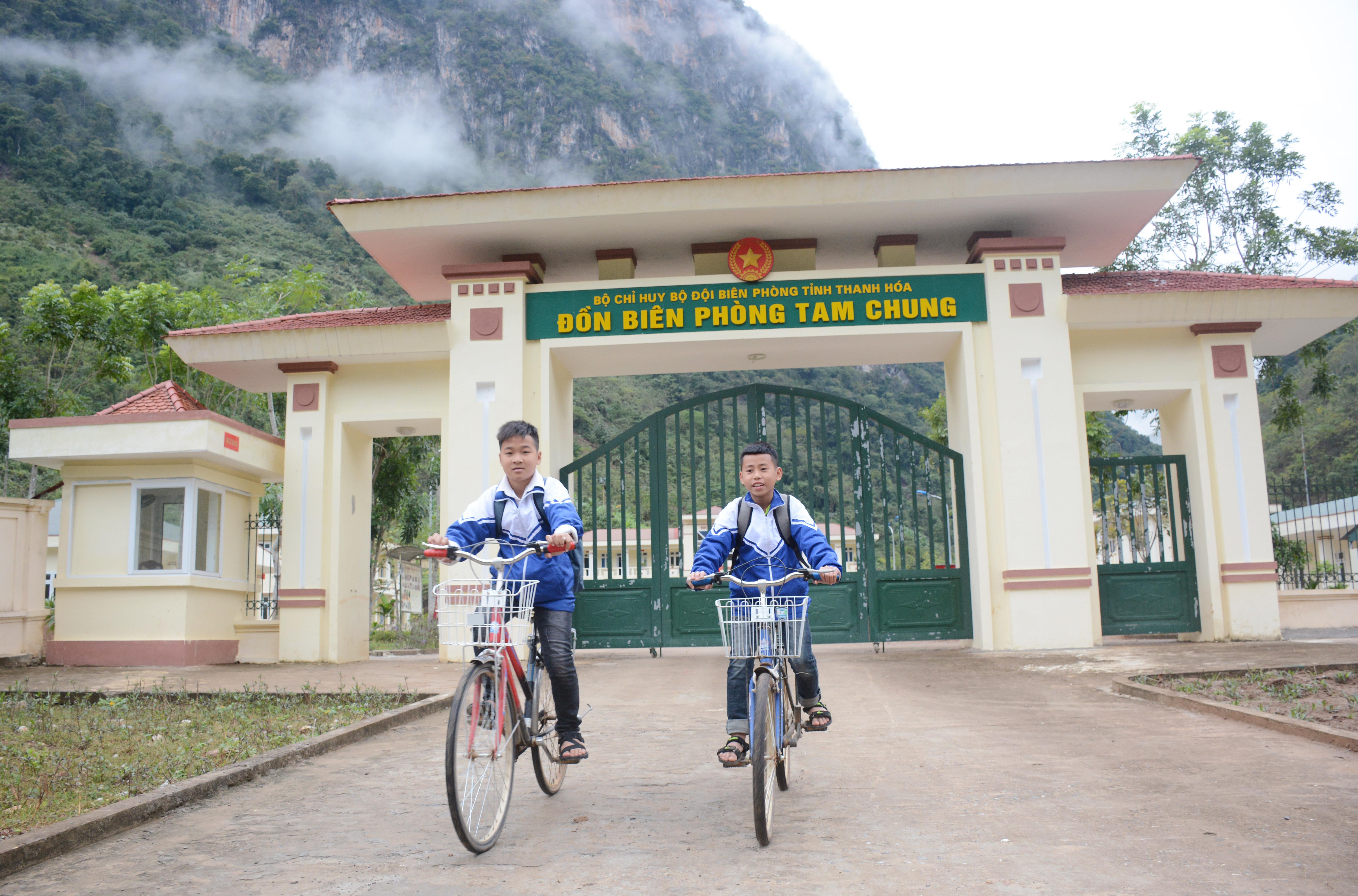 “Ươm mầm xanh” biên cương