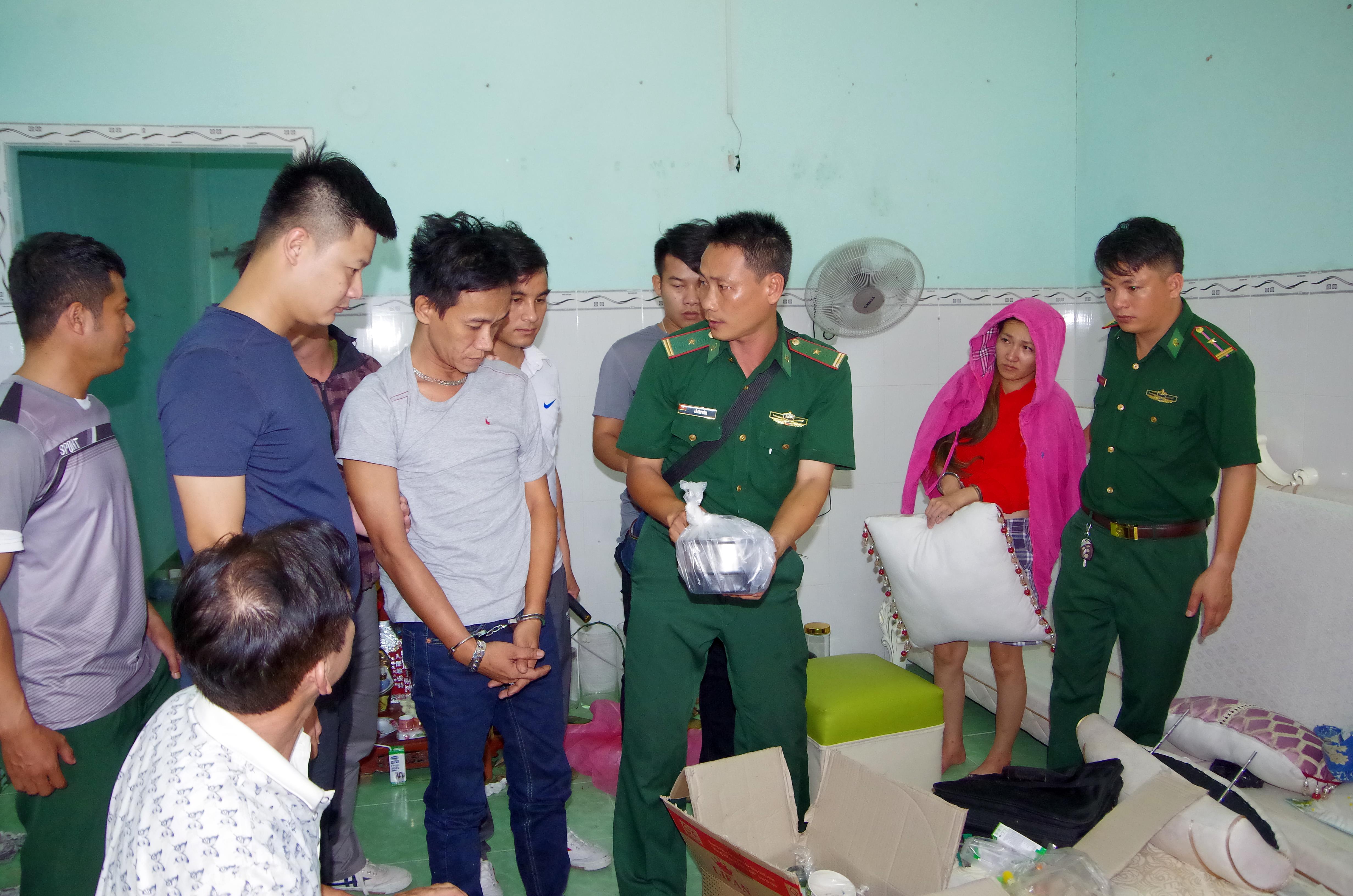 Quyết liệt đấu tranh với tội phạm ma túy, buôn lậu