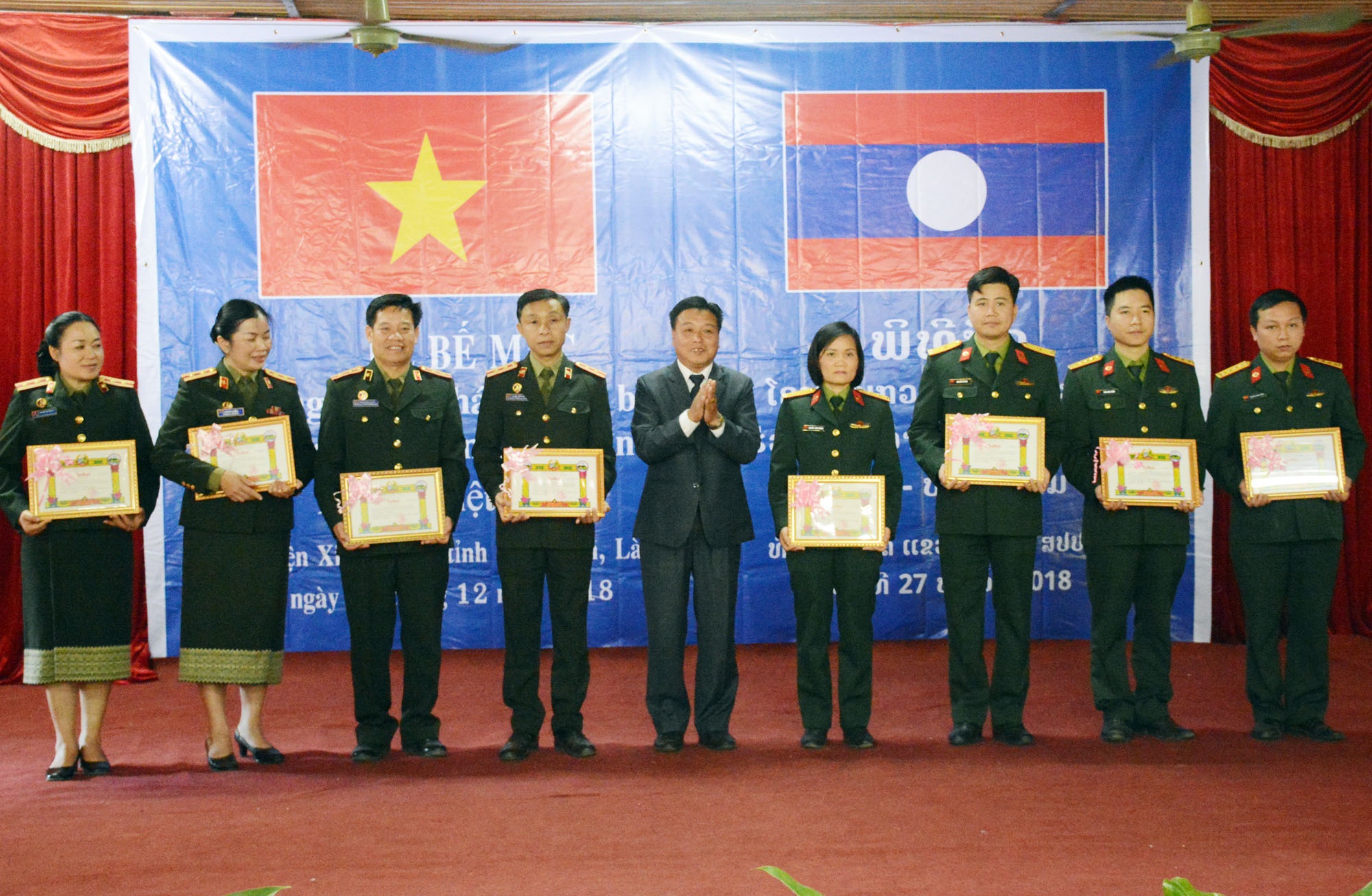 Tổng kết chương trình khám chữa bệnh “Chung tay vì sức khỏe nhân dân” của quân đội hai nước Việt - Lào