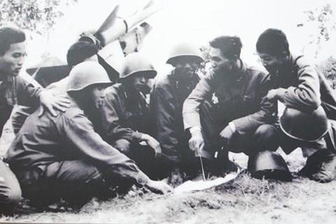 Trận đánh từ trận địa Chèm