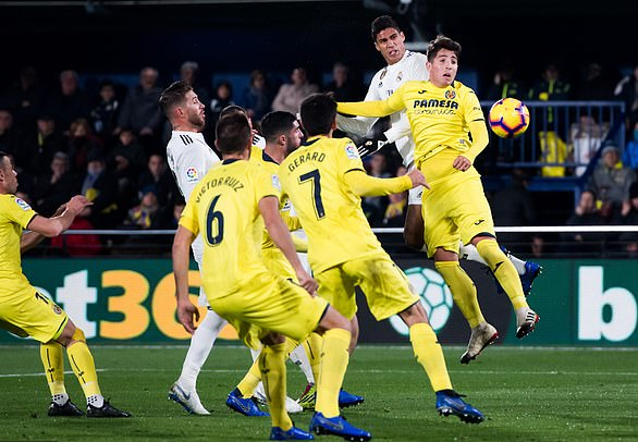 Real bị chia điểm trong trận đấu đầu năm